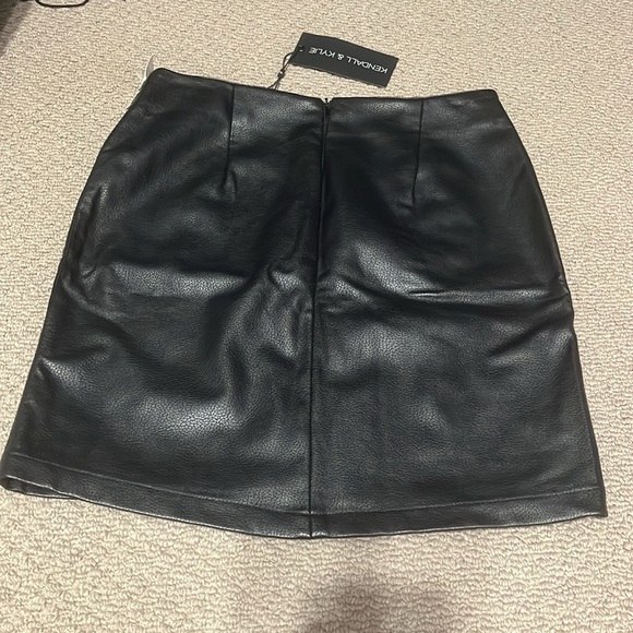 Kendall & Kylie | Skirt - Picture 3 of 8